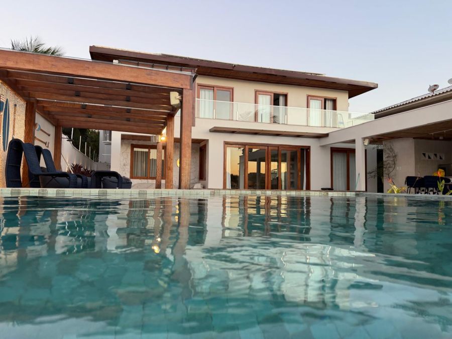 Casa Alto Padrão - Temporada - Ogiva - Cabo Frio - RJ