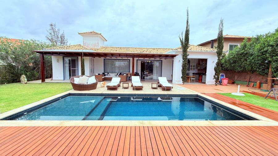 Casa Alto Padrão - Temporada - Manguinhos - Armação dos Búzios - RJ