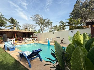 64- Casa privativa em Geriba, para at 20 hospedes