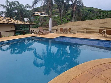 19- Casa em Condominio na Praia Brava
