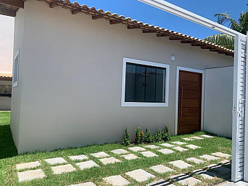 23-V Casa novinha em S�o Jose
